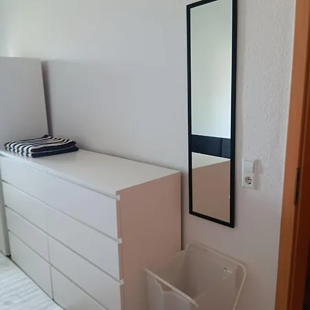 Crew Quartier Serviced Ideal Für Monteure 3 Mit Küche, Bad, Waschmaschine, Flat Tv, Wifi Apartamento *